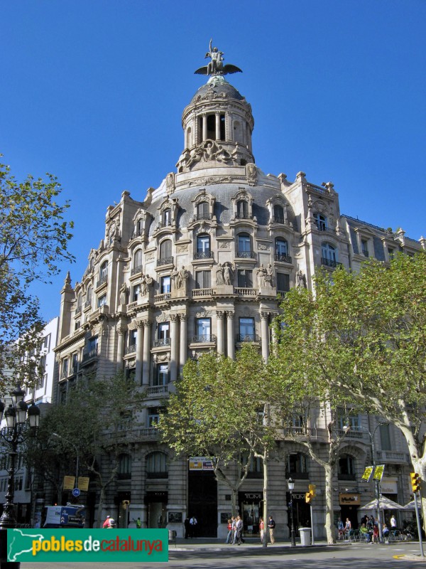 Barcelona - La Unión y el Fénix (Passeig de Gràcia, 21) (Foto: Albert Esteves, 2007) Barcelona - La Unión y el Fénix (Passeig de Gràcia, 21)