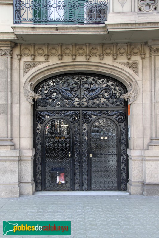 Barcelona - Diagonal, 411 (Foto: Albert Esteves, 2018) Barcelona - Diagonal, 411