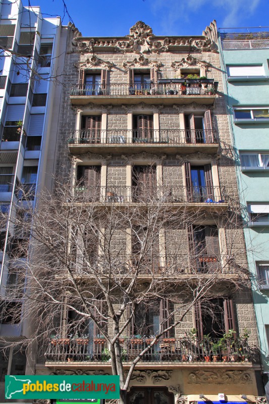 Barcelona - París, 191 (Foto: Albert Esteves, 2018) Barcelona - París, 191