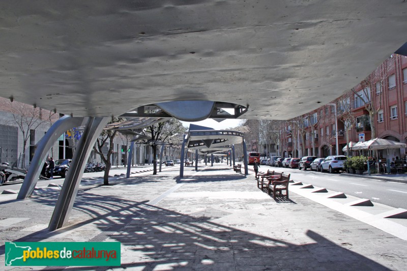 Barcelona - Pèrgoles Avinguda Icària (Foto: Albert Esteves, 2018) Barcelona - Pèrgoles Avinguda Icària