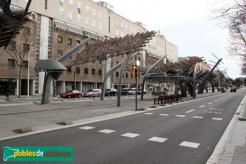 Barcelona - Pèrgoles Avinguda Icària (Foto: Albert Esteves, 2018) Barcelona - Pèrgoles Avinguda Icària