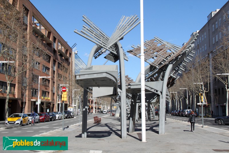 Barcelona - Pèrgoles Avinguda Icària (Foto: Albert Esteves, 2018) Barcelona - Pèrgoles Avinguda Icària