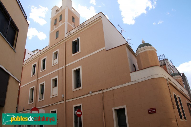 Santa Coloma de Gramenet - Casa del carrer Sant Isidre (Foto: Albert Esteves, 2018) Santa Coloma de Gramenet - Casa del carrer Sant Isidre