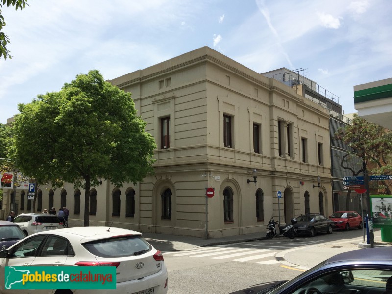 Barcelona - Antic ajuntament de Les Corts (Foto: Albert Esteves, 2018) Barcelona - Antic ajuntament de Les Corts