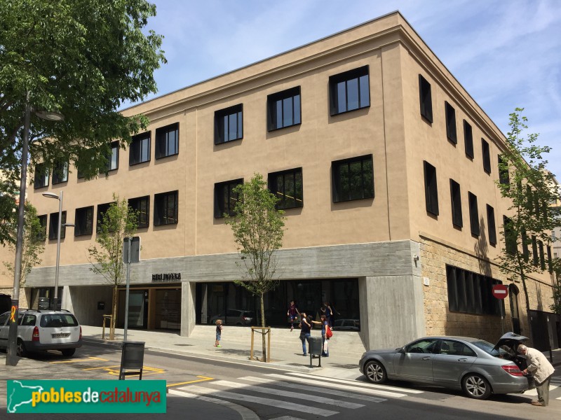 Barcelona - Biblioteca Montserrat Abelló (Foto: Albert Esteves, 2018) Barcelona - Biblioteca Montserrat Abelló