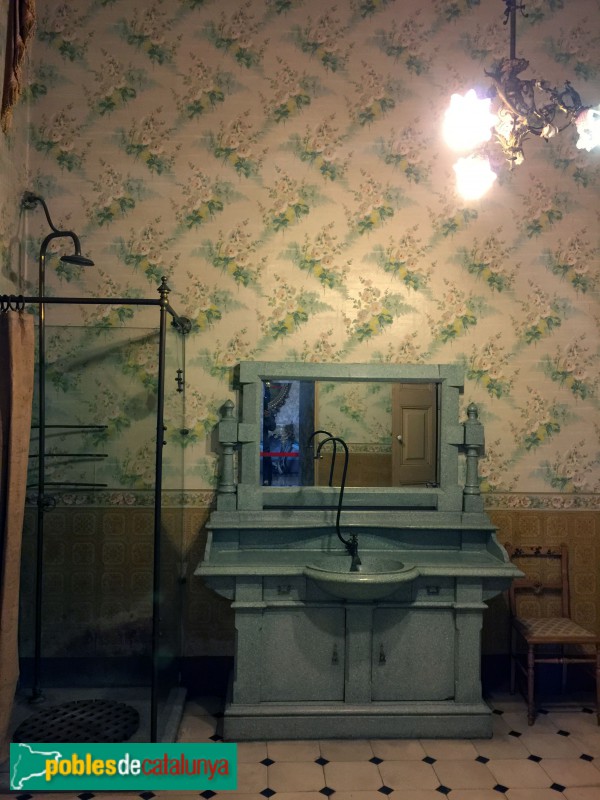 Cornellà de Llobregat - Palau de Can Mercader (Foto: Albert Esteves, 2018) Cornellà de Llobregat - Palau de Can Mercader