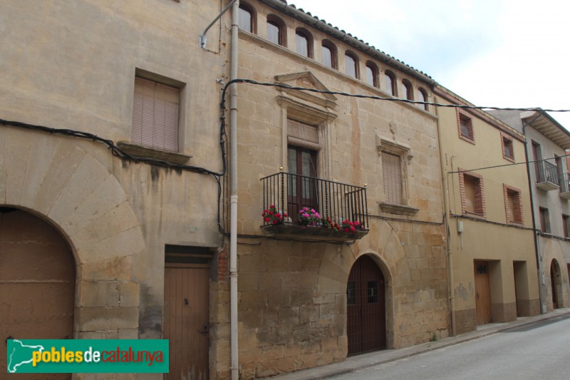 Vilagrassa - Carrer d'Anglesola (Foto: Albert Esteves, 2018) Vilagrassa - Carrer d'Anglesola