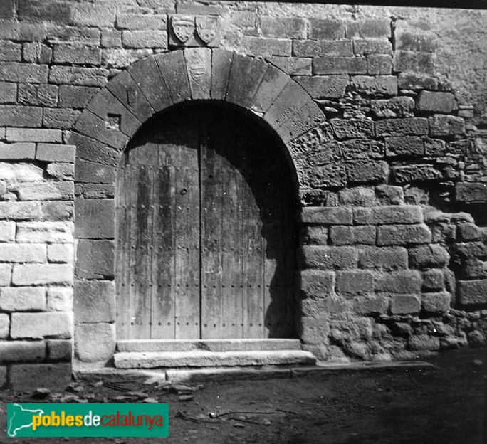 Preixana - Capella de Sant Llorenç (Foto: Josep Salvany -Fons Salvany, Biblioteca de Catalunya-, 1925) Preixana - Capella de Sant Llorenç