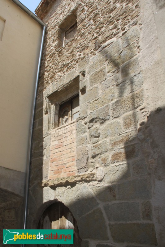 Tàrrega - Claravalls, carrer Església, 1 (Foto: Albert Esteves, 2018) Tàrrega - Claravalls, carrer Església, 1