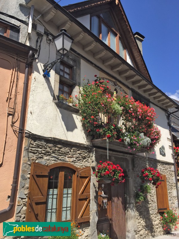 Vilac - Casa Peirot (Foto: Albert Esteves, 2018) Vilac - Casa Peirot