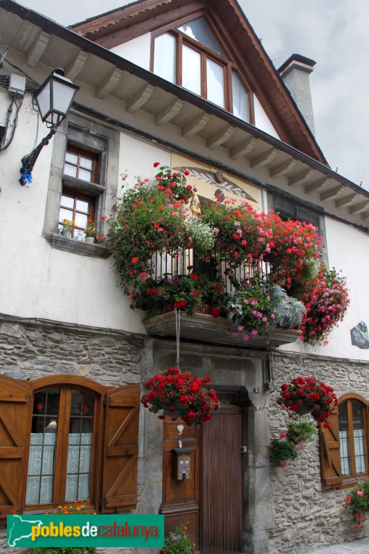 Vilac - Casa Peirot (Foto: Albert Esteves, 2018) Vilac - Casa Peirot