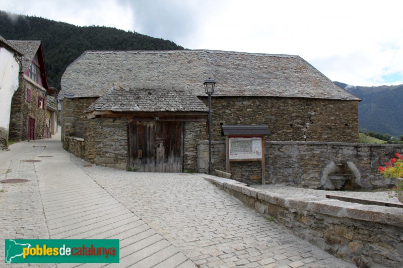 Montcorbau - Borda dels Ponin (Foto: Albert Esteves, 2018) Montcorbau - Borda dels Ponin