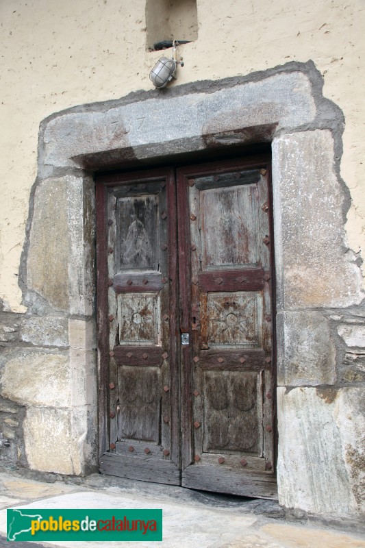 Vila - Església de Sant Pere (Foto: Albert Esteves, 2018) Vila - Església de Sant Pere