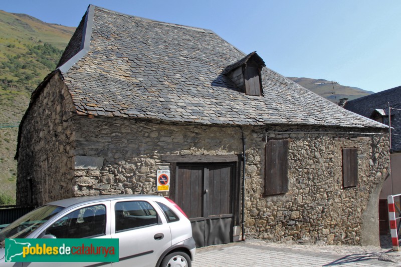 Escunhau - Una borda (Foto: Albert Esteves, 2018) Escunhau - Una borda