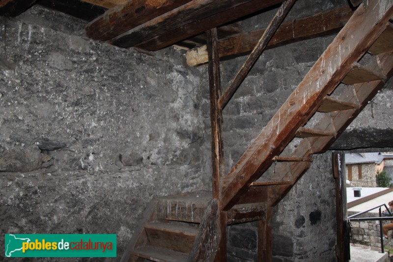 Betren - Església de Sant Sernilh, interior del campanar (Foto: Albert Esteves, 2018) Betren - Església de Sant Sernilh, interior del campanar