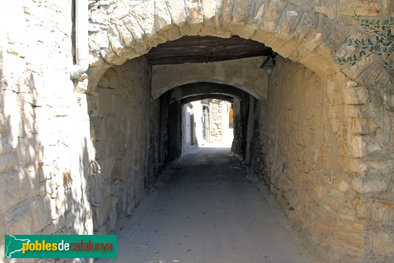 Guimerà - Pas cobert (Foto: Albert Esteves, 2018) Guimerà - Pas cobert