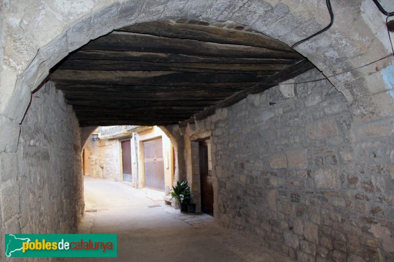 Guimerà - Pas cobert (Foto: Albert Esteves, 2018) Guimerà - Pas cobert