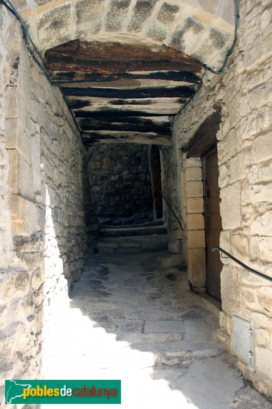 Guimerà - Pas cobert (Foto: Albert Esteves, 2018) Guimerà - Pas cobert