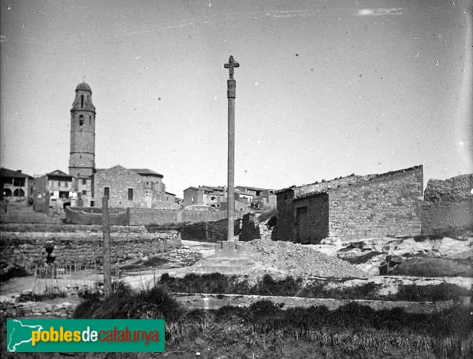 Maldà - Església de Santa Maria (Foto: Josep Salvany -Fons Salvany, Biblioteca de Catalunya-, 1917) Maldà - Església de Santa Maria