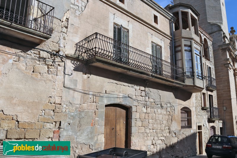 Maldà - Carrer de l'Església (Foto: Albert Esteves, 2018) Maldà - Carrer de l'Església