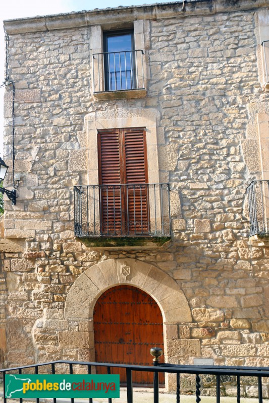 Vallbona de les Monges - Cal Berguedà (Foto: Albert Esteves, 2018) Vallbona de les Monges - Cal Berguedà