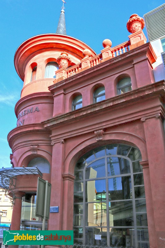 Cornellà de Llobregat - Cinema Titán (Foto: Albert Esteves, 2018) Cornellà de Llobregat - Cinema Titán