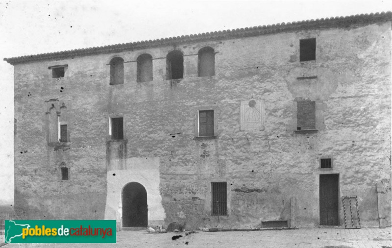 Montcada i Reixac - Can Moià (Foto: <i>Anònim -Arxiu fotogràfic C.E.C.-</i>, c1918) Montcada i Reixac - Can Moià