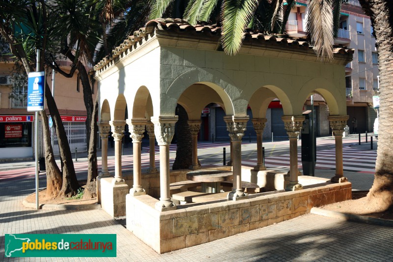 Esplugues de Llobregat - Mansana Pons, templet (Foto: Albert Esteves, 2018) Esplugues de Llobregat - Mansana Pons, templet