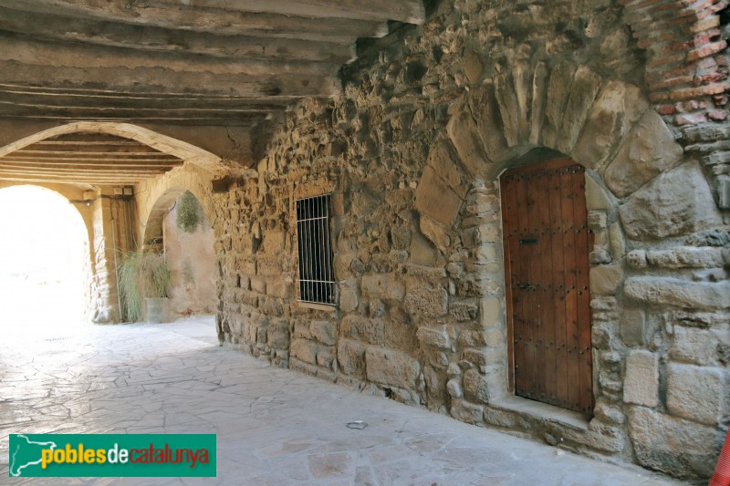 La Fuliola - Portals i voltes de la vila closa (Foto: Albert Esteves, 2019) La Fuliola - Portals i voltes de la vila closa