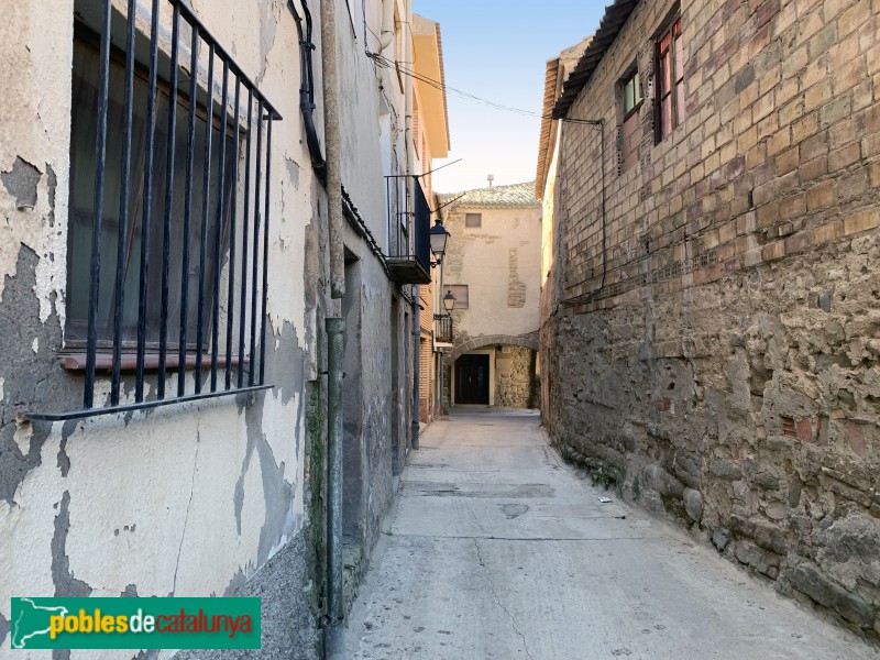 La Fuliola - Portals i voltes de la vila closa (Foto: Albert Esteves, 2019) La Fuliola - Portals i voltes de la vila closa