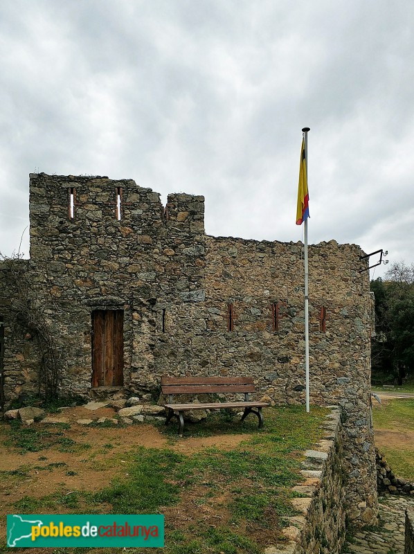 Maçanet de Cabrenys - Fort de Maçanet (Foto: Gas Mountain, 2019) Maçanet de Cabrenys - Fort de Maçanet