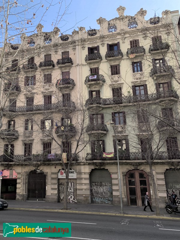 Barcelona - Diputació, 160-162 (Foto: Albert Esteves, 2019) Barcelona - Diputació, 160-162