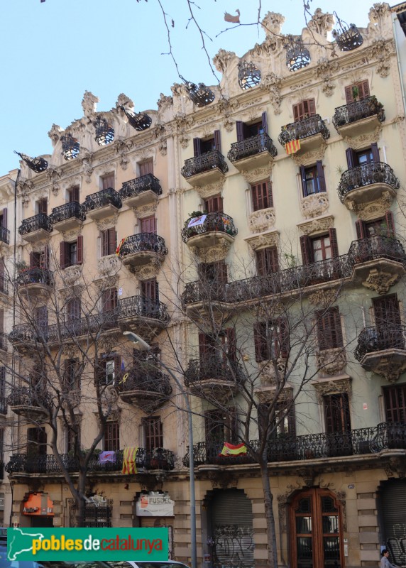 Barcelona - Diputació, 160-162 (Foto: Albert Esteves, 2019) Barcelona - Diputació, 160-162