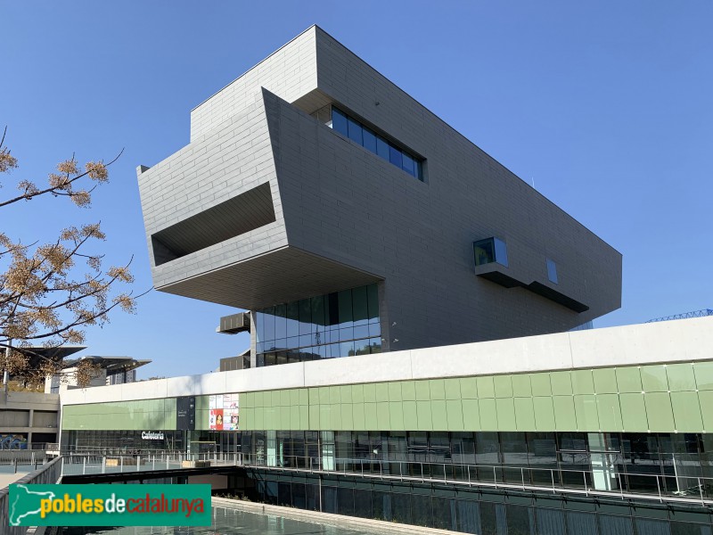 Barcelona - Disseny Hub Barcelona (Foto: Albert Esteves, 2019) Barcelona - Disseny Hub Barcelona