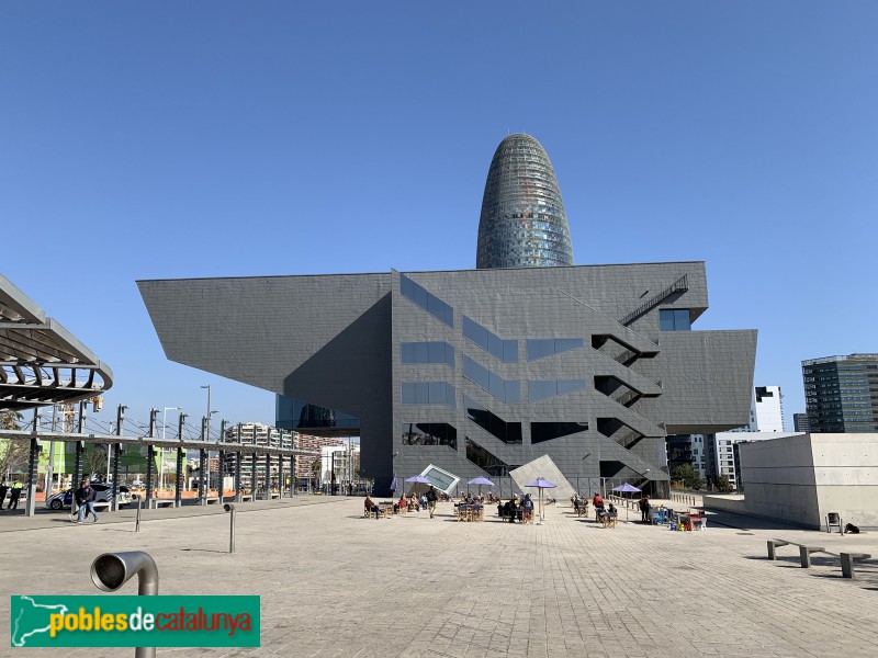 Barcelona - Disseny Hub Barcelona (Foto: Albert Esteves, 2019) Barcelona - Disseny Hub Barcelona