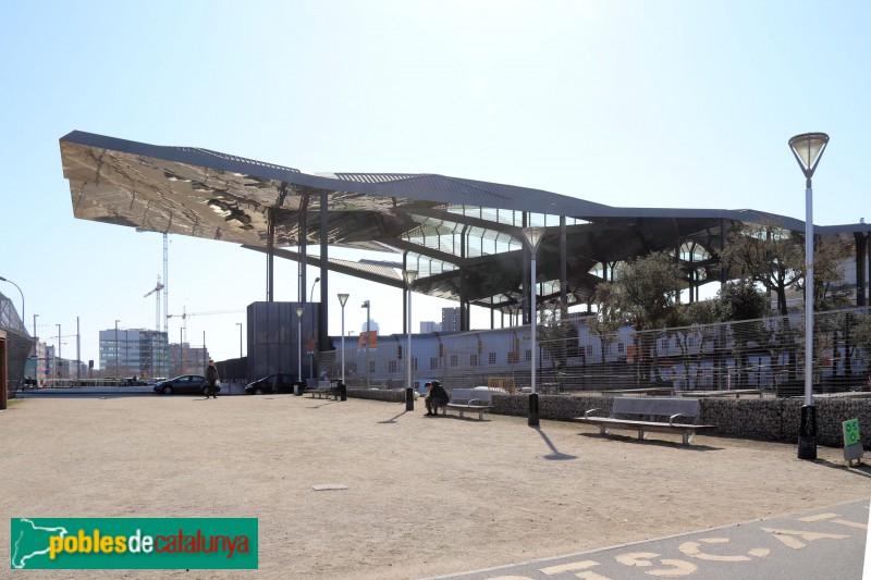 Barcelona - Mercat dels Encants (Foto: Albert Esteves, 2019) Barcelona - Mercat dels Encants