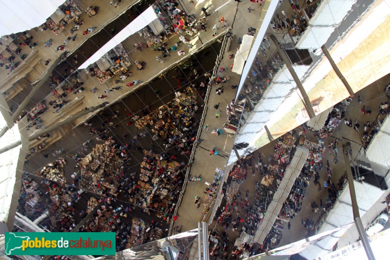 Barcelona - Mercat dels Encants (Foto: Albert Esteves, 2013) Barcelona - Mercat dels Encants