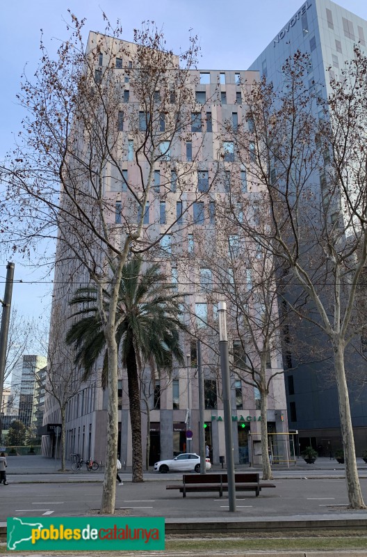 Barcelona - Diagonal, 197 (Foto: Albert Esteves, 2019) Barcelona - Diagonal, 197