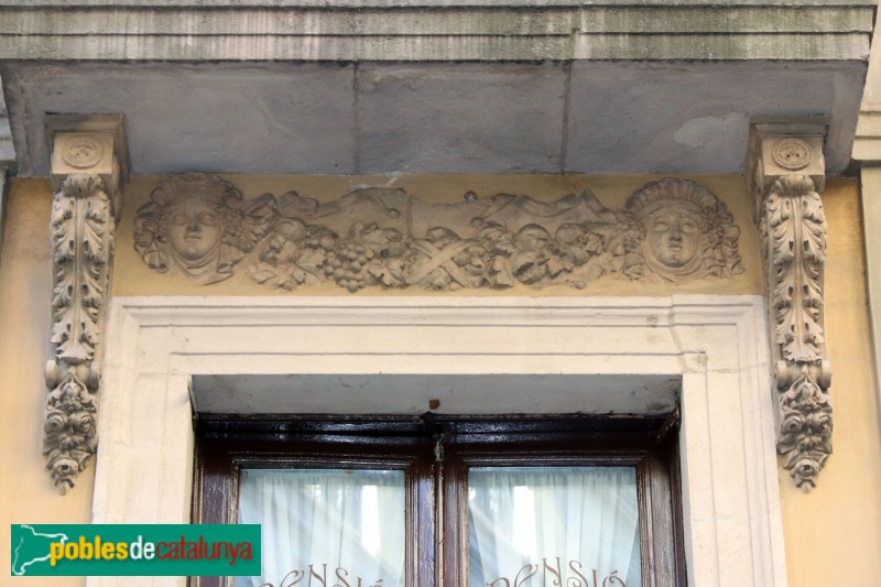 Barcelona - Tallers, 45 (Foto: Albert Esteves, 2019) Barcelona - Tallers, 45