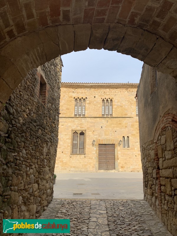 Peratallada - Castell (Foto: Albert Esteves, 2019) Peratallada - Castell