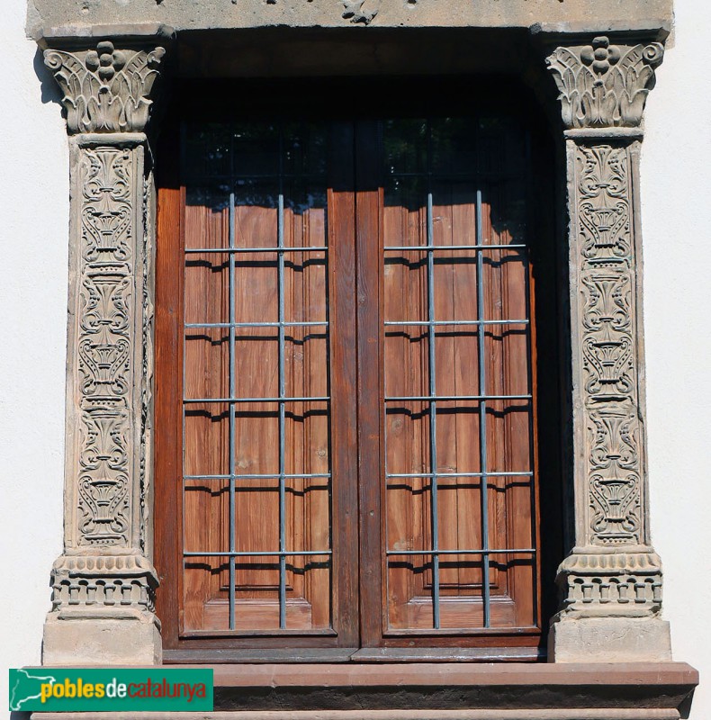 Museu de l'Enrajolada - Brancals de terra cuita procedents del Palau Reial Menor, de Barcelona (Foto: Albert Esteves, 2019) Museu de l'Enrajolada - Brancals de terra cuita procedents del Palau Reial Menor, de Barcelona