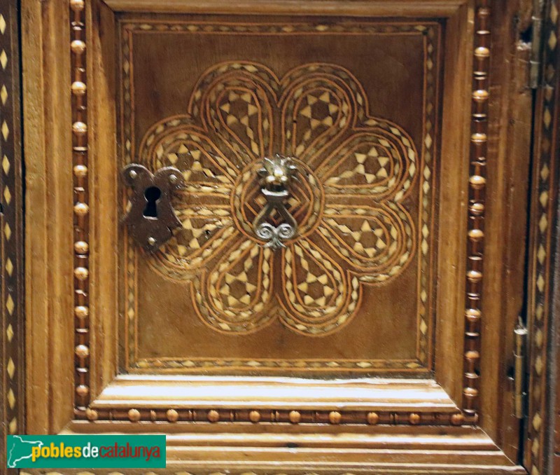 Museu de l'Enrajolada - Arquimesa mudèjar (detall),del segle XVI (Foto: Albert Esteves, 2019) Museu de l'Enrajolada - Arquimesa mudèjar (detall),del segle XVI