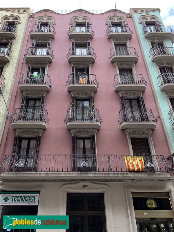 Barcelona - Gran de Gràcia, 262-264 (Foto: Albert Esteves, 2019) Barcelona - Gran de Gràcia, 262-264