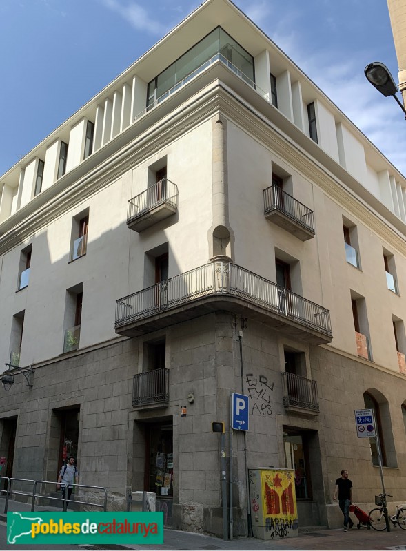 Barcelona - Casa del Baró de la Barre (Gran de Gràcia, 190-192) (Foto: Albert Esteves, 2019) Barcelona - Casa del Baró de la Barre (Gran de Gràcia, 190-192)