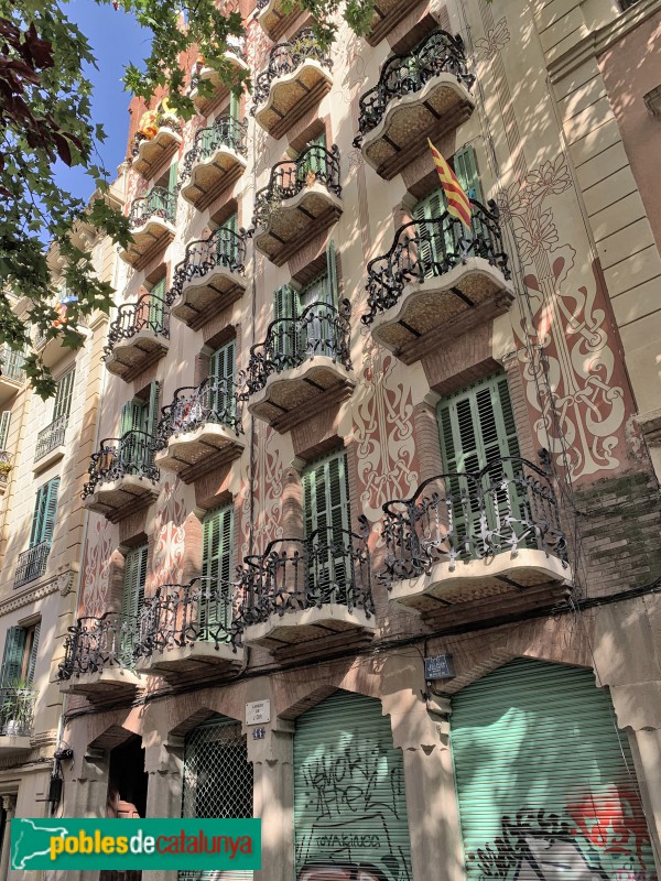 Barcelona - Casa Joan Baptista Rubinat (Or, 44) (Foto: Albert Esteves, 2019) Barcelona - Casa Joan Baptista Rubinat (Or, 44)