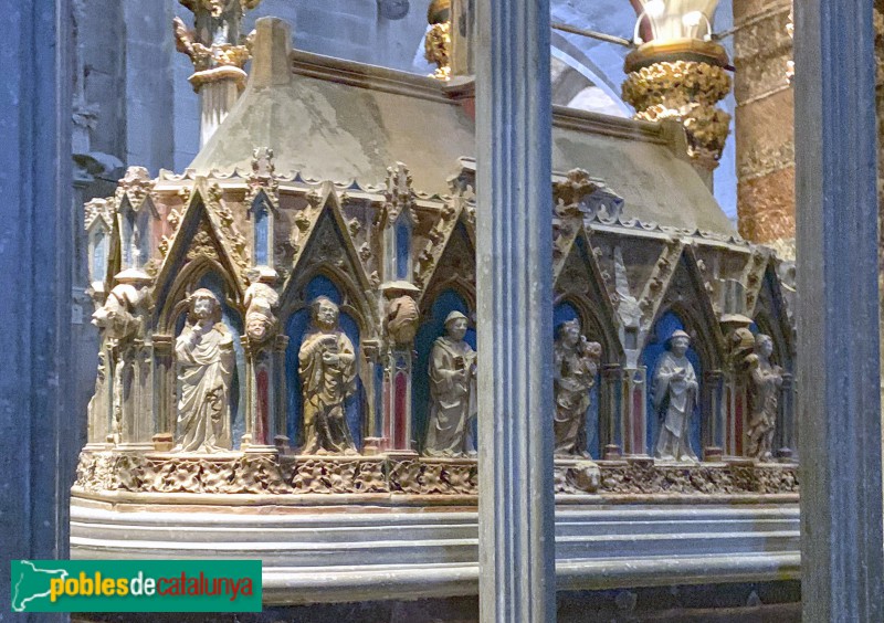 Monestir de Santes Creus - Sepulcre del rei Pere el Gran (Foto: Albert Esteves, 2019) Monestir de Santes Creus - Sepulcre del rei Pere el Gran