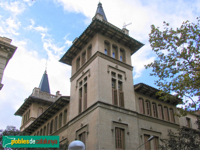 Barcelona - Casa Enric Cera (Or, 38-40) (Foto: Valentí Pons, 2008) Barcelona - Casa Enric Cera (Or, 38-40)