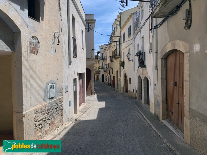 Nulles - Carrer Major (Foto: Albert Esteves, 2019) Nulles - Carrer Major