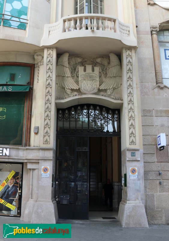 Barcelona - Passeig de Gràcia, 114 (Foto: Albert Esteves, 2019) Barcelona - Passeig de Gràcia, 114
