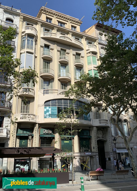 Barcelona - Passeig de Gràcia, 114 (Foto: Albert Esteves, 2019) Barcelona - Passeig de Gràcia, 114